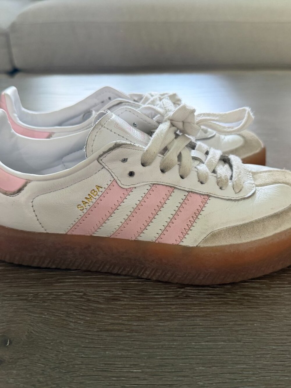 Girls Adidas Originals Sambae leather/suede white/pink sneakers shoes size 4